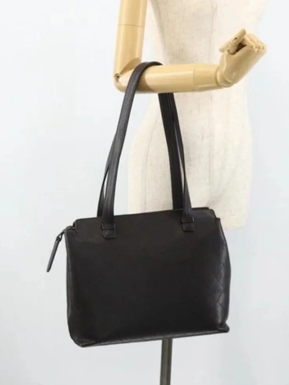 CHANEL Matelasse Tote Bag Grained Calf Skin Dark Brown Gold CC Auth 179241A